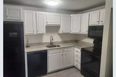 20 Abbey Rd #202, Leominster, MA 01453 - Photo 2
