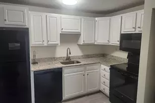 20 Abbey Rd, Leominster, MA 01453 - Photo 2