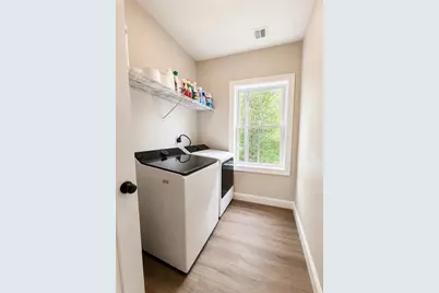 4 Clover Cir #B, Salisbury, MA 01952 - Photo 10