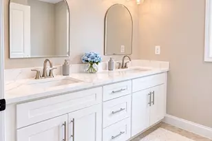 4 Clover Circle, Salisbury, MA 01952 - Photo 4