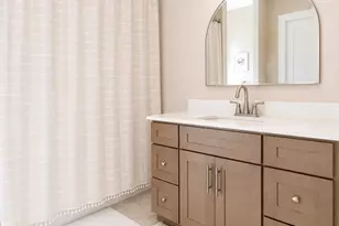 4 Clover Cir, Salisbury, MA 01952 - Photo 10