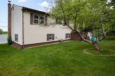166 Stonehaven Rd, Fall River, MA 02723 - Photo 30