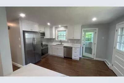 9 Cricket Dr, Sturbridge, MA 01566 - Photo 4
