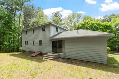 18 Cambridge Street, Chelmsford, MA 01824 - Photo 8