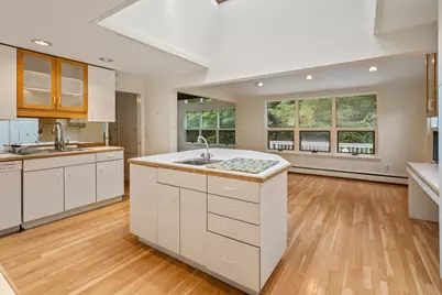 10 Radcliffe Rd, Weston, MA 02493 - Photo 22