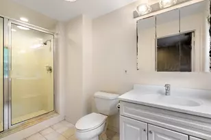 10 Radcliffe Rd, Weston, MA 02493 - Photo 8