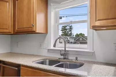 11 Rahway Rd, Burlington, MA 01803 - Photo 8