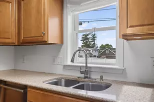 11 Rahway Rd, Burlington, MA 01803 - Photo 8