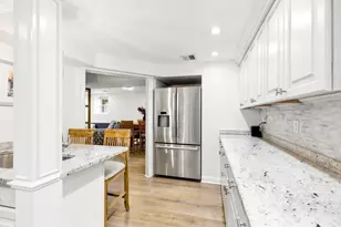 9 Park St, Boston, MA 02122 - Photo 4