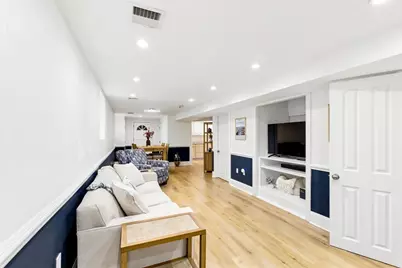 9 Park St. #8, Boston, MA 02122 - Photo 8