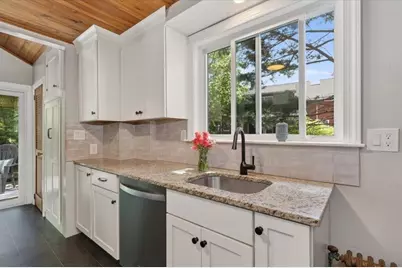 116 Thicket St, Weymouth, MA 02190 - Photo 8
