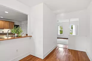 28 Winter St, Easthampton, MA 01027 - Photo 8