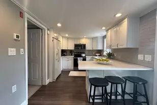 129 Elm St, Agawam, MA 01001 - Photo 14