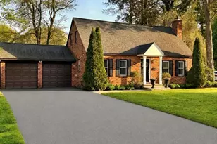 129 Elm St, Agawam, MA 01001 - Photo 2