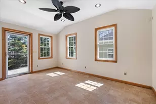 608 Church St, Northbridge, MA 01588 - Photo 18