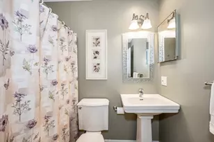 37 Beechwood Dr, Haverhill, MA 01832 - Photo 28
