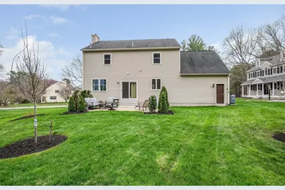 37 Beechwood Dr, Haverhill, MA 01832 - Photo 32
