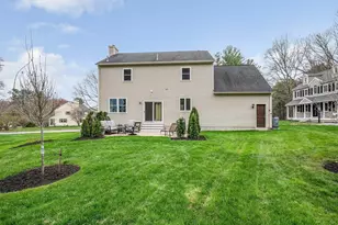 37 Beechwood Dr, Haverhill, MA 01832 - Photo 32