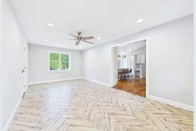 135 County St, Lakeville, MA 02347 - Photo 20