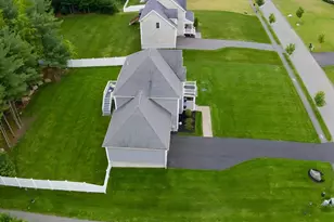 36 Waterford Cir, Dighton, MA 02715 - Photo 4
