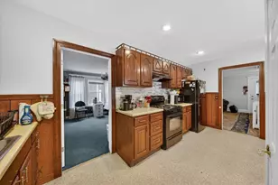75 Alden St, Lynn, MA 01902 - Photo 16