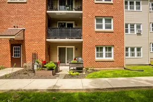 24 Maple Crest Cir, Holyoke, MA 01040 - Photo 30