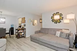 24 Maple Crest Cir, Holyoke, MA 01040 - Photo 10