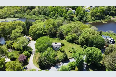 47 Clifford Rd, Plymouth, MA 02360 - Photo 2