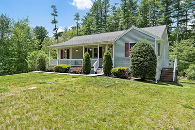 136 Elm St, Halifax, MA 02338 - Photo 2