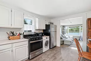 63 Oakdale Ave, Marion, MA 02738 - Photo 12