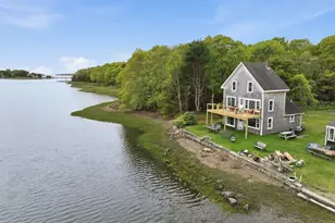 63 Oakdale Ave, Marion, MA 02738 - Photo 1
