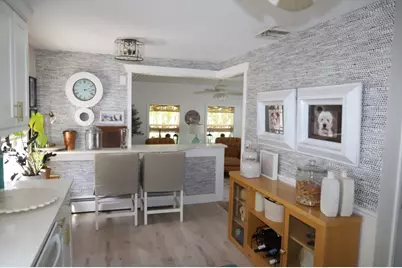 24 Circle Drive, West Springfield, MA 01089 - Photo 16