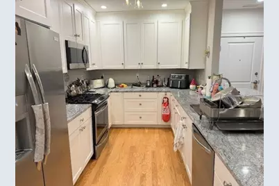 2 Inwood Dr #2010, Woburn, MA 01801 - Photo 8