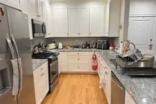 2 Inwood Dr, Woburn, MA 01801 - Photo 8