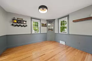 560 Pond St, Weymouth, MA 02190 - Photo 20