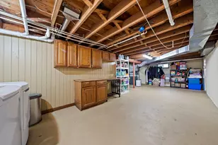 560 Pond St, Weymouth, MA 02190 - Photo 30