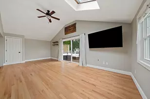 560 Pond St, Weymouth, MA 02190 - Photo 18
