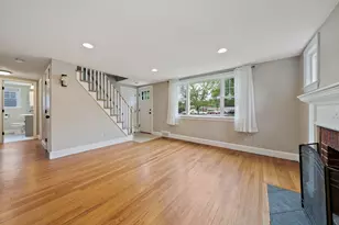 560 Pond St, Weymouth, MA 02190 - Photo 4