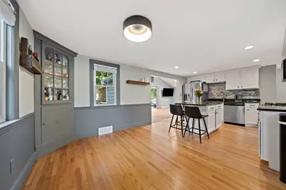 560 Pond St, Weymouth, MA 02190 - Photo 22