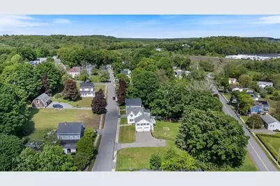 3 Glenwood St, Amesbury, MA 01913 - Photo 36