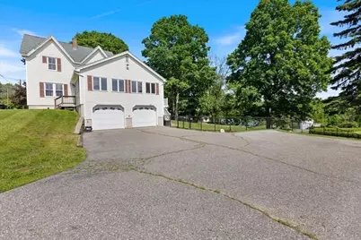 3 Glenwood St, Amesbury, MA 01913 - Photo 4