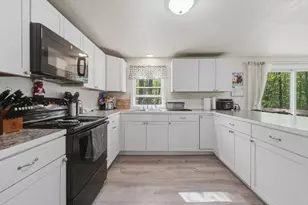 22 Seabrook Rd, Salisbury, MA 01952 - Photo 10