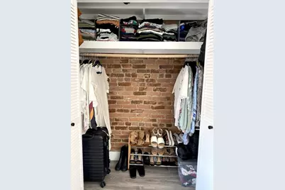 27 Swallow St #3, Boston, MA 02127 - Photo 8