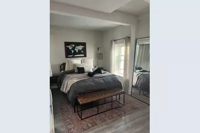 27 Swallow St #3, Boston, MA 02127 - Photo 2