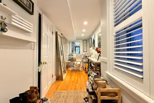 41 Pickney St, Boston, MA 02114 - Photo 4