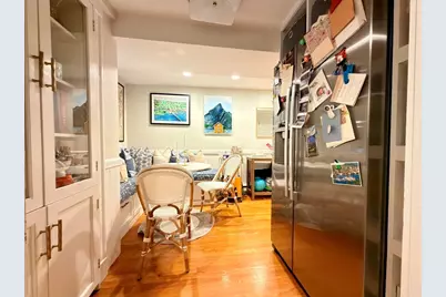 41 Pickney St #B, Boston, MA 02114 - Photo 8