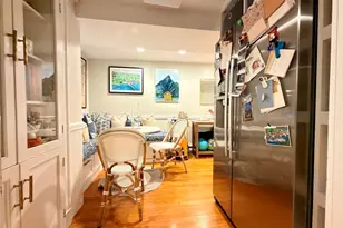 41 Pickney St, Boston, MA 02114 - Photo 8