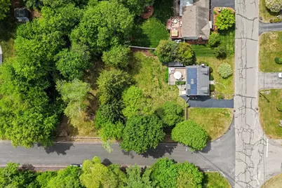 35 Spallus Rd, Stoughton, MA 02072 - Photo 4