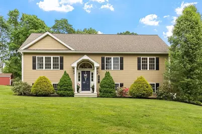 24 High St, North Brookfield, MA 01535 - Photo 2