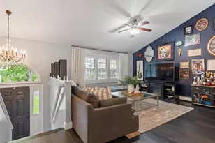 24 High St, North Brookfield, MA 01535 - Photo 4